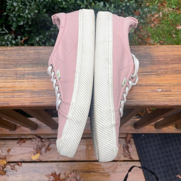 Cariuma OCA Low Sneaker in Pink Rose Canvas - Women's Size 10 1/2 - Picture 13 of 16